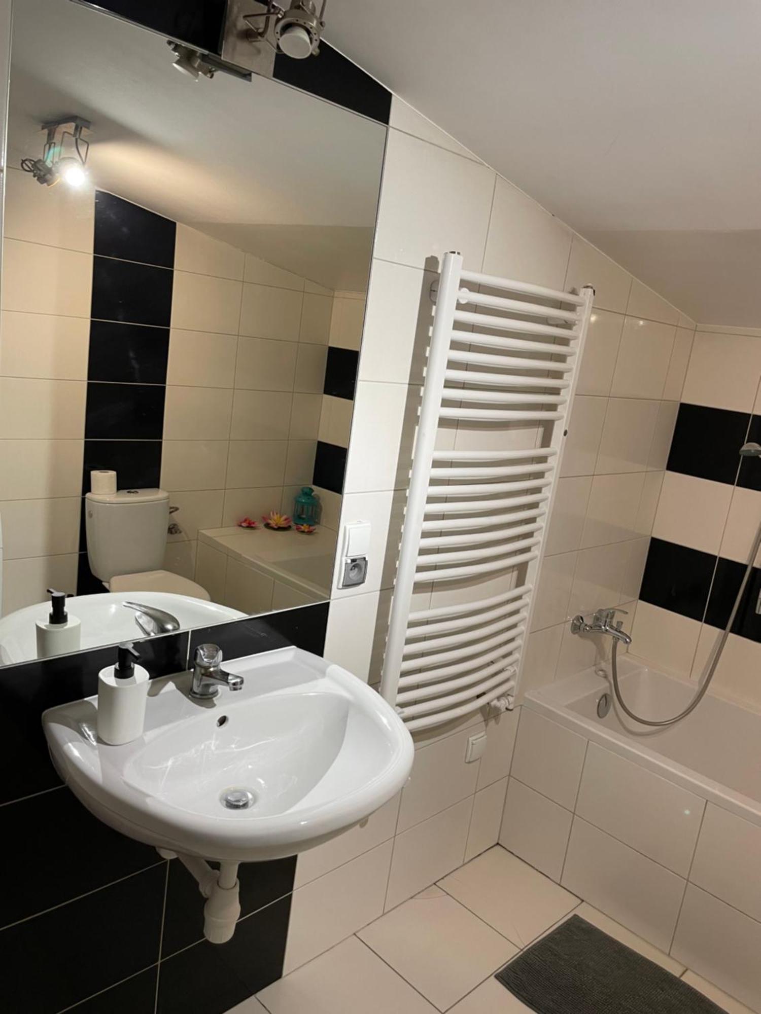 Apartment Szafir 4b *